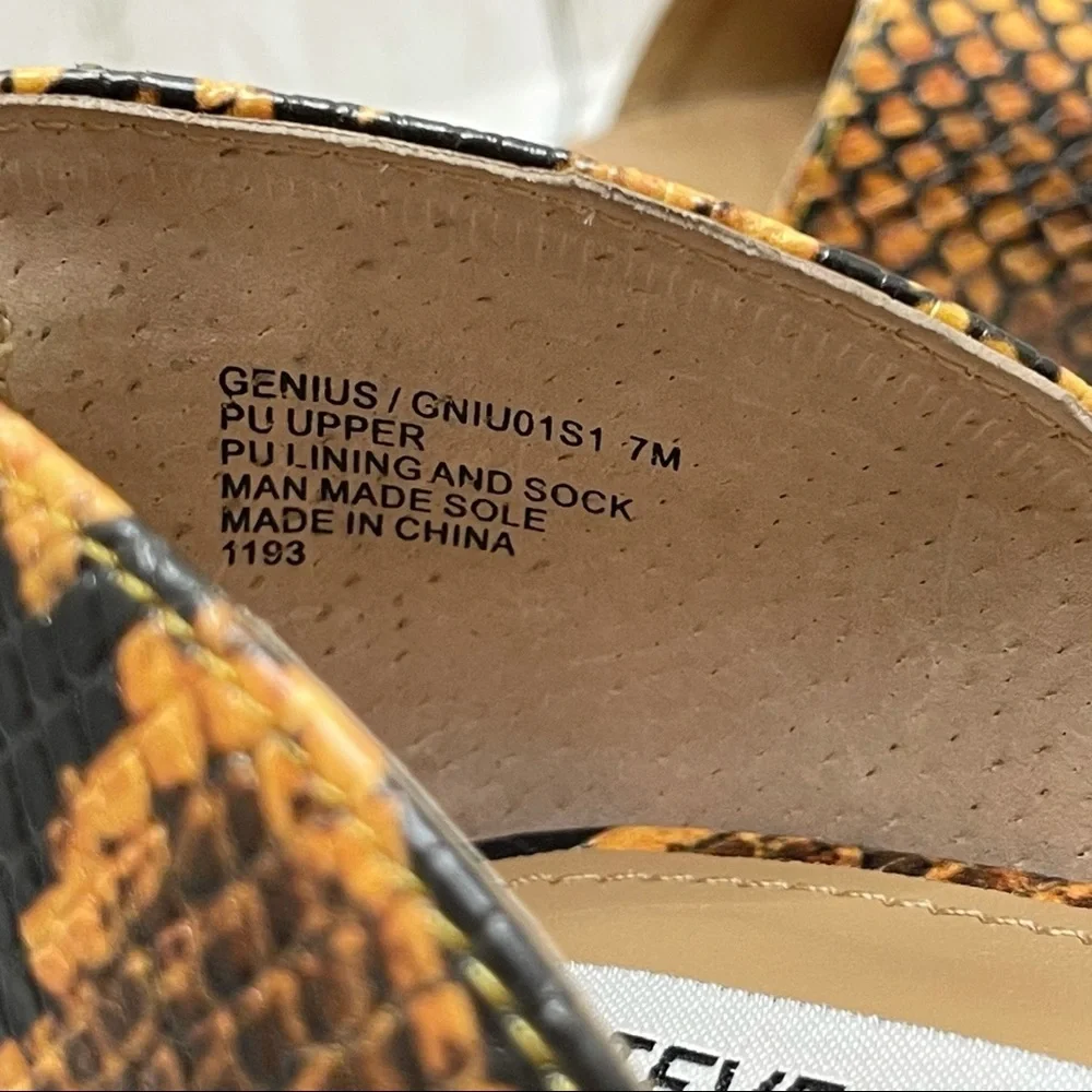 Steve Madden Genius d’Orsay in Yellow Snake Flat - Picture 4 of 13